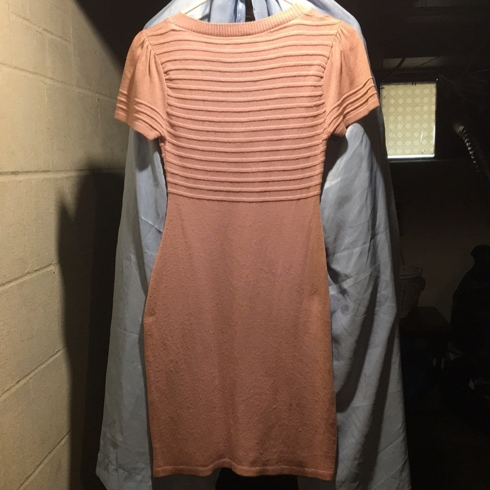 Dress - Picture 2 of 4